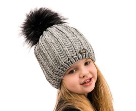 zimní dívčí pletená čepice hrubý vzor Marika Dziana 35 D