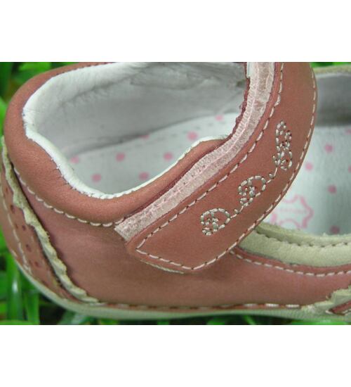 letní kožená obuv D.D.step velikost 22