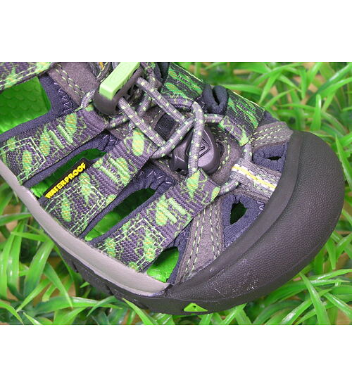 Keen obuv Newport H2 gargoyle bugs vel. 27-28 až 31